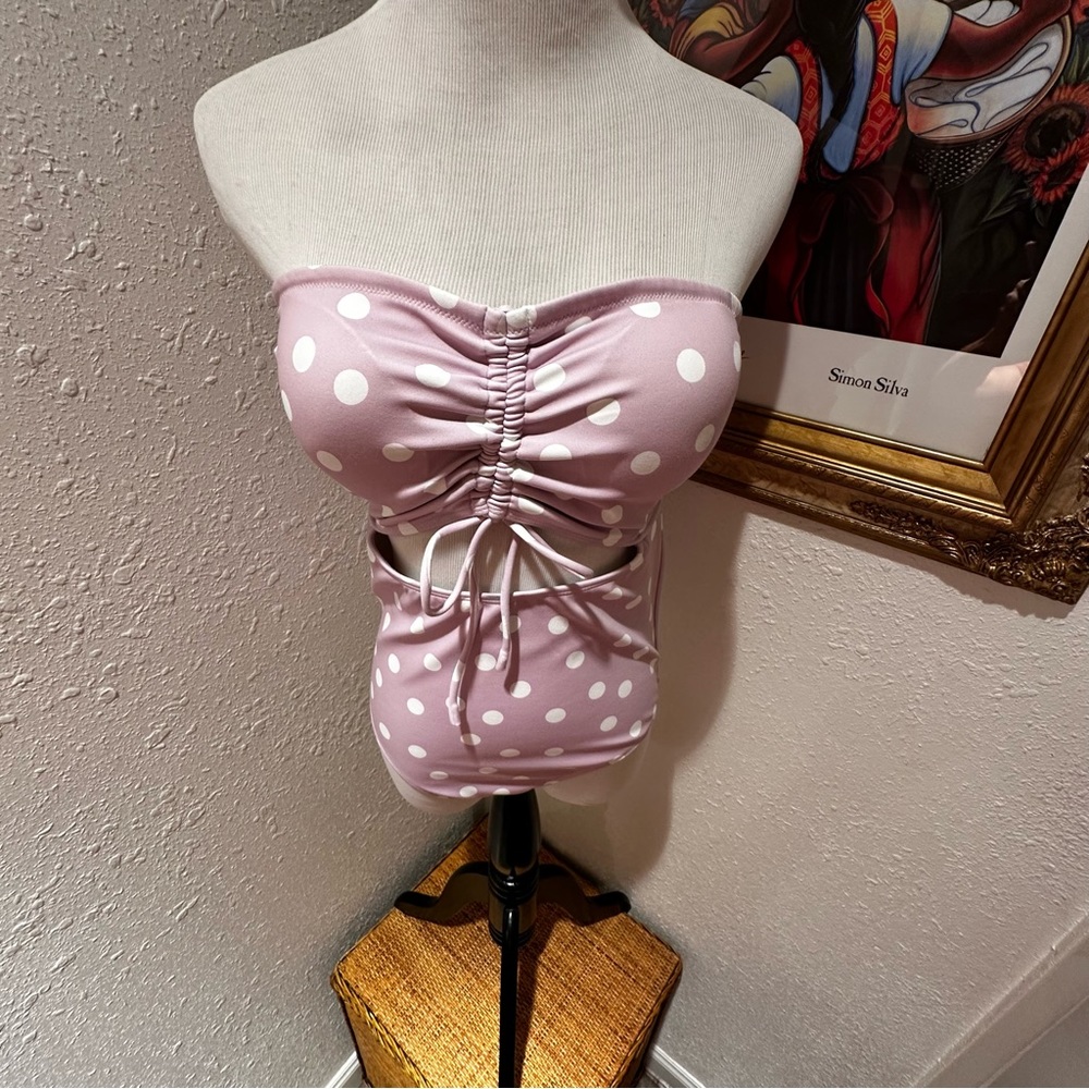 Swimsuit - Picture 2 of 6